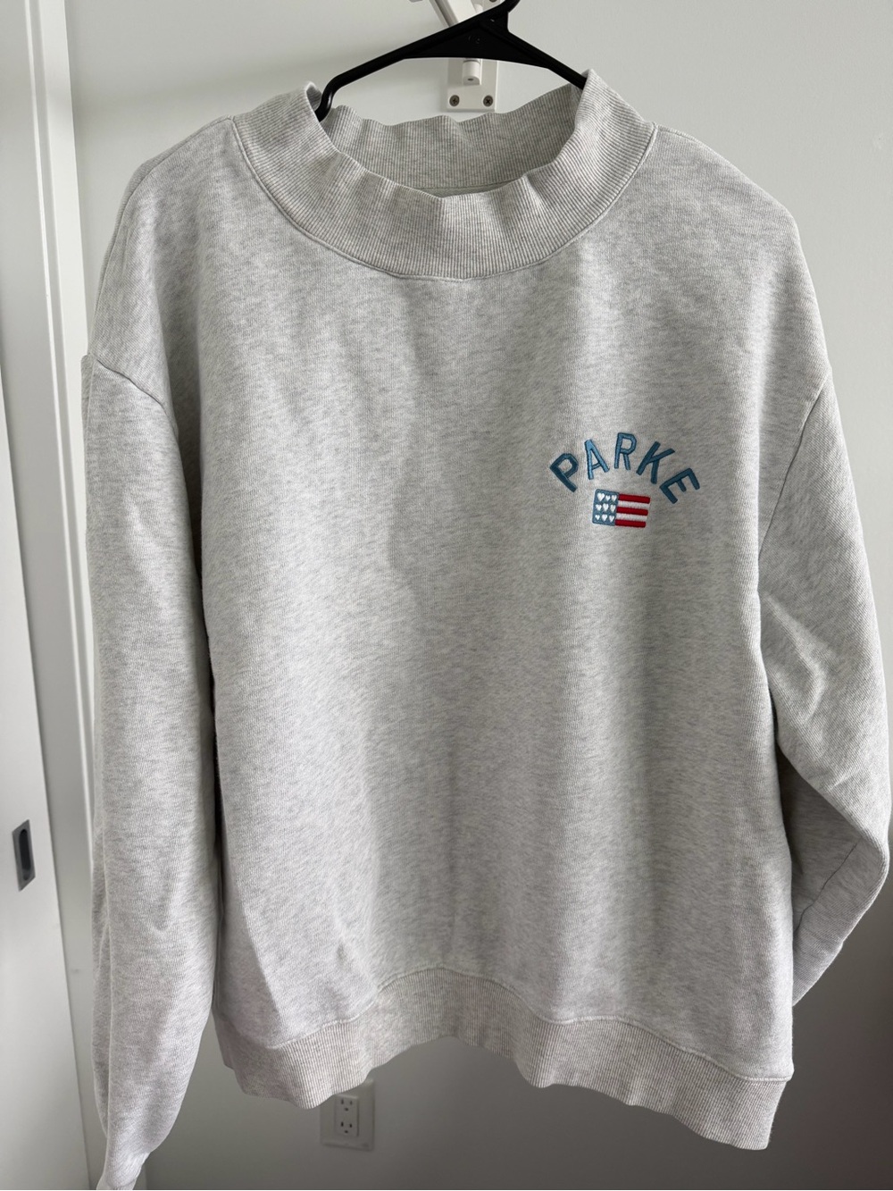 Parke Women's Gray Embroidered Flag Crewneck L/XL